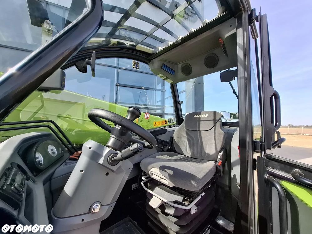 Claas SCORPION 746 VP Stage IV - 6