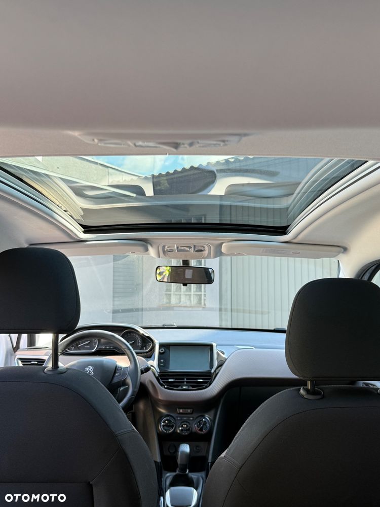 Peugeot 2008 - 9