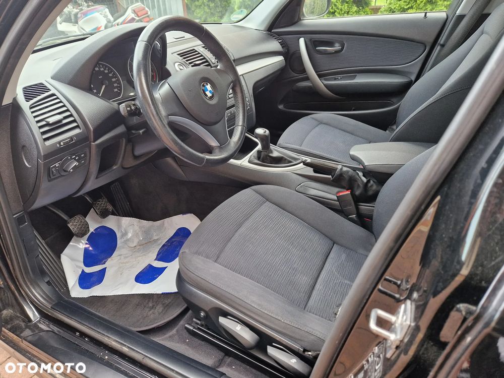 BMW Seria 1 116d DPF - 5
