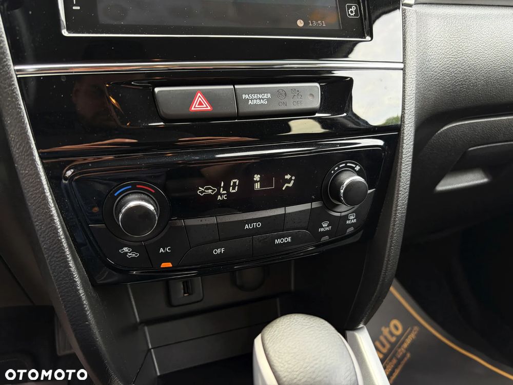 Suzuki Vitara 1.6 Premium 2WD - 32