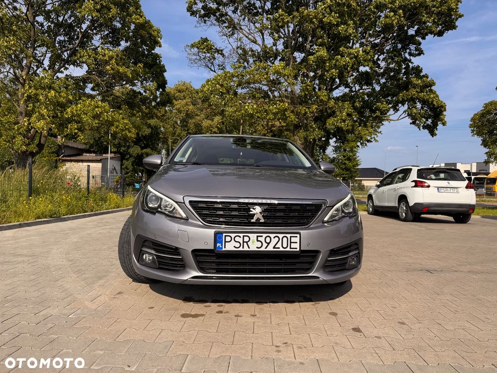 Peugeot 308 1.2 PureTech Allure S&S - 2
