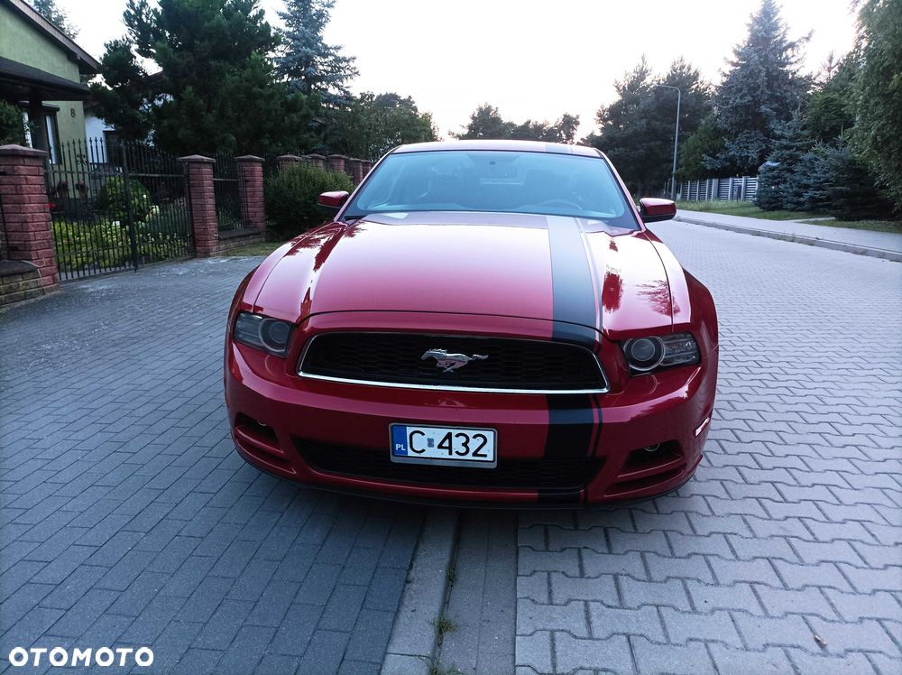 Ford Mustang - 2