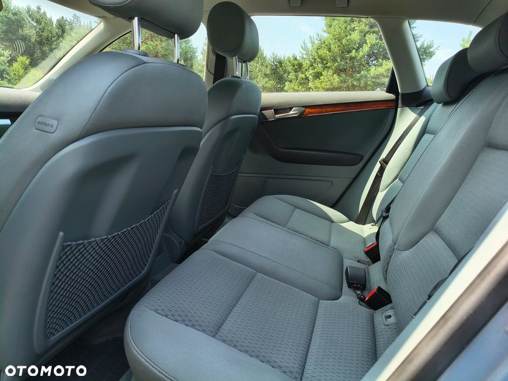 Audi A3 Sportback 1.4 TFSI S line Sportpaket (plus) - 25