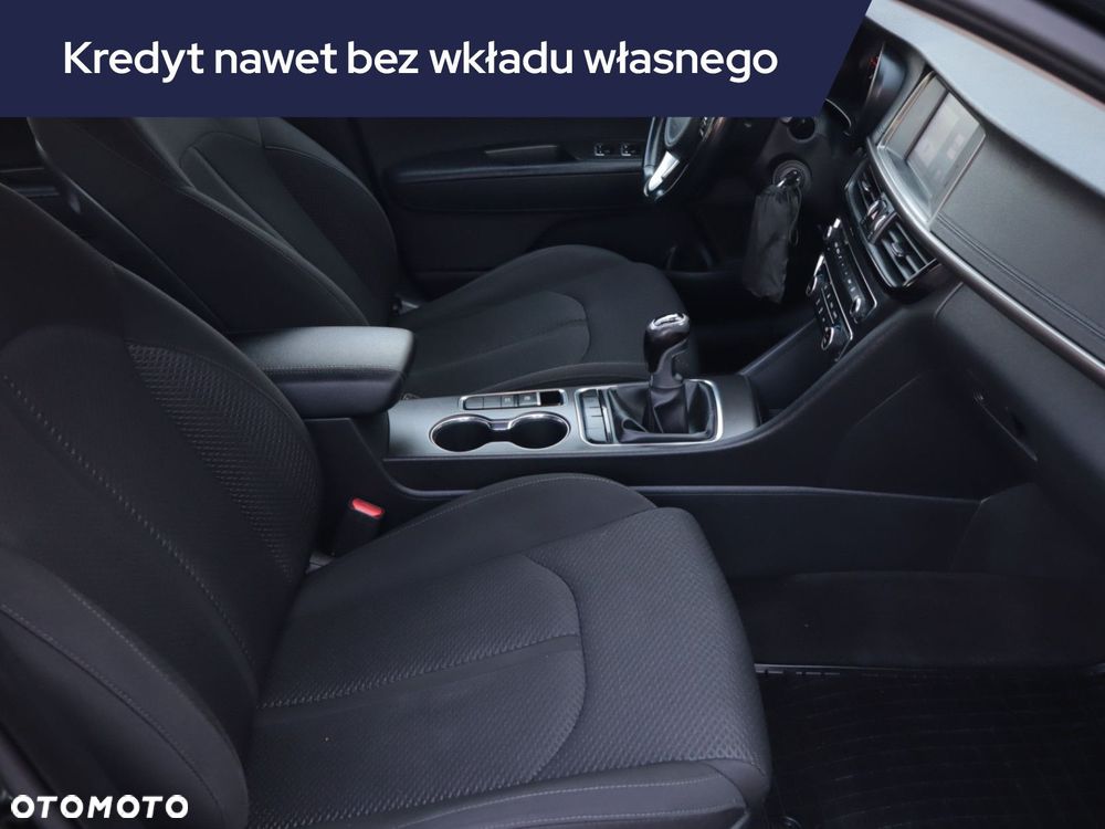 Kia Optima - 11