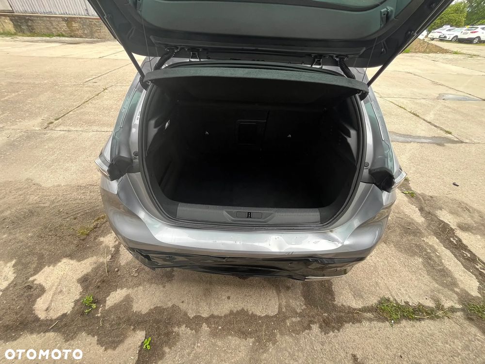 Peugeot 308 PureTech 130 EAT8 Allure - 17