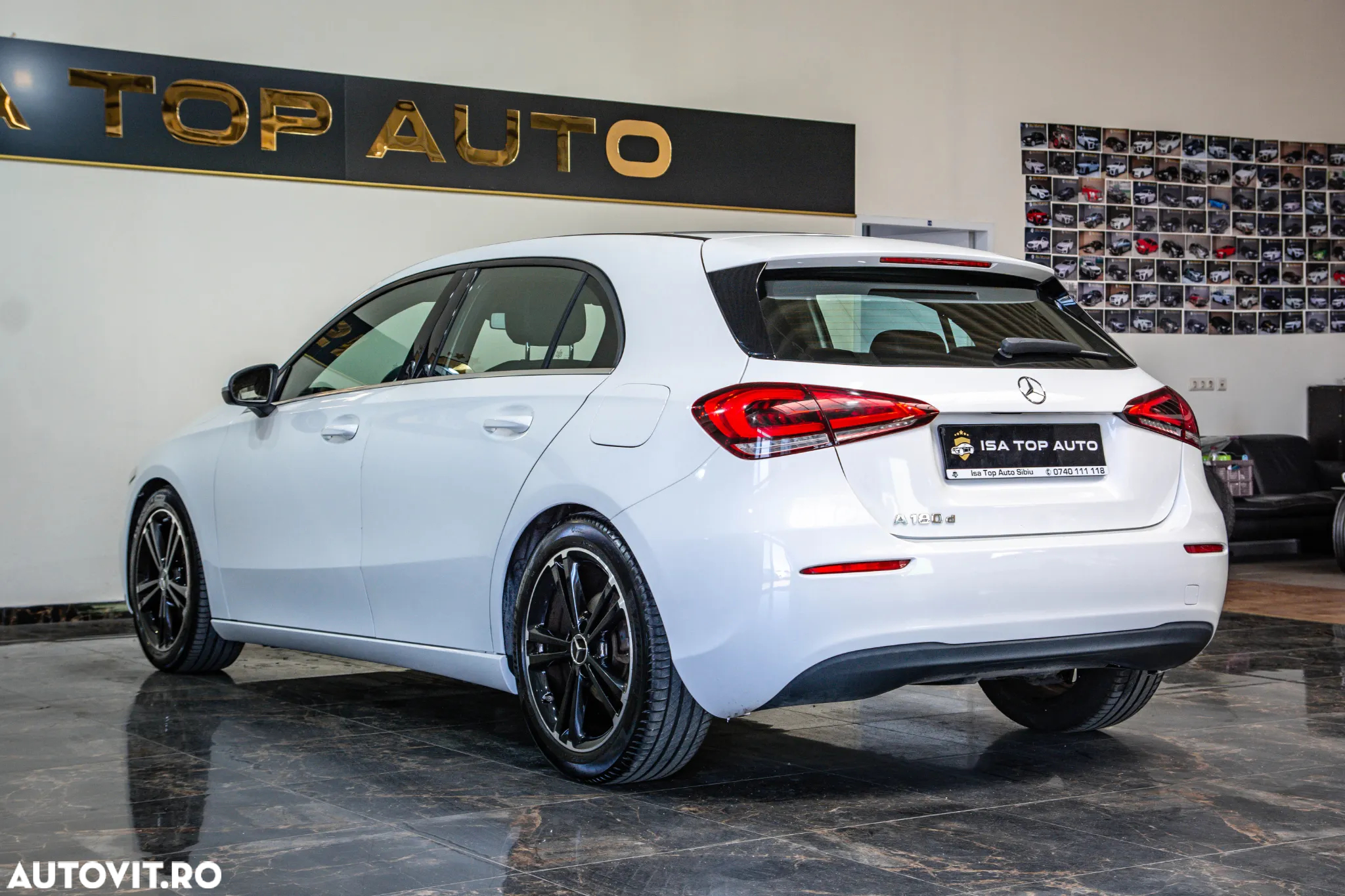 Mercedes-Benz A 180 d 7G-DCT - 3