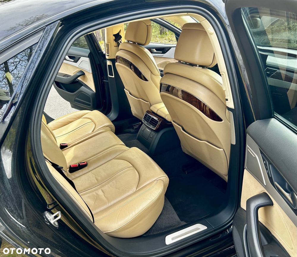 Audi A8 - 24