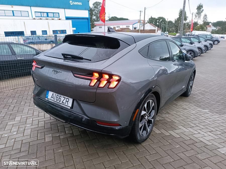 Ford Mustang Mach-E 87 kWh Premium AWD - 3