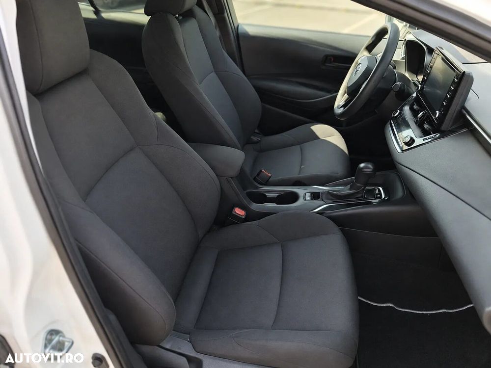 Toyota Corolla - 14