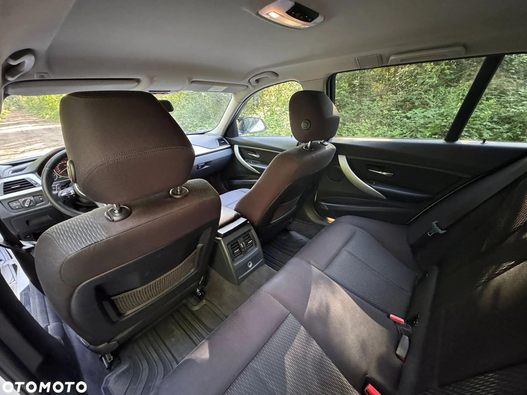 BMW Seria 3 318d Touring Sport Line - 6