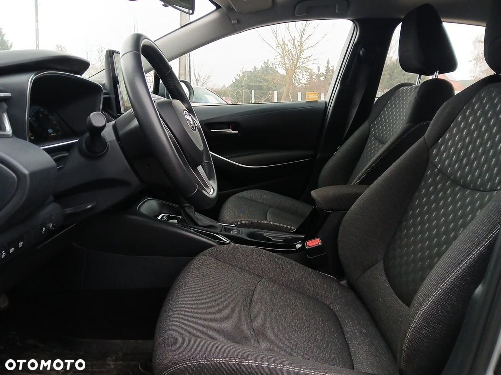 Toyota Corolla 1.8 Hybrid Comfort - 16