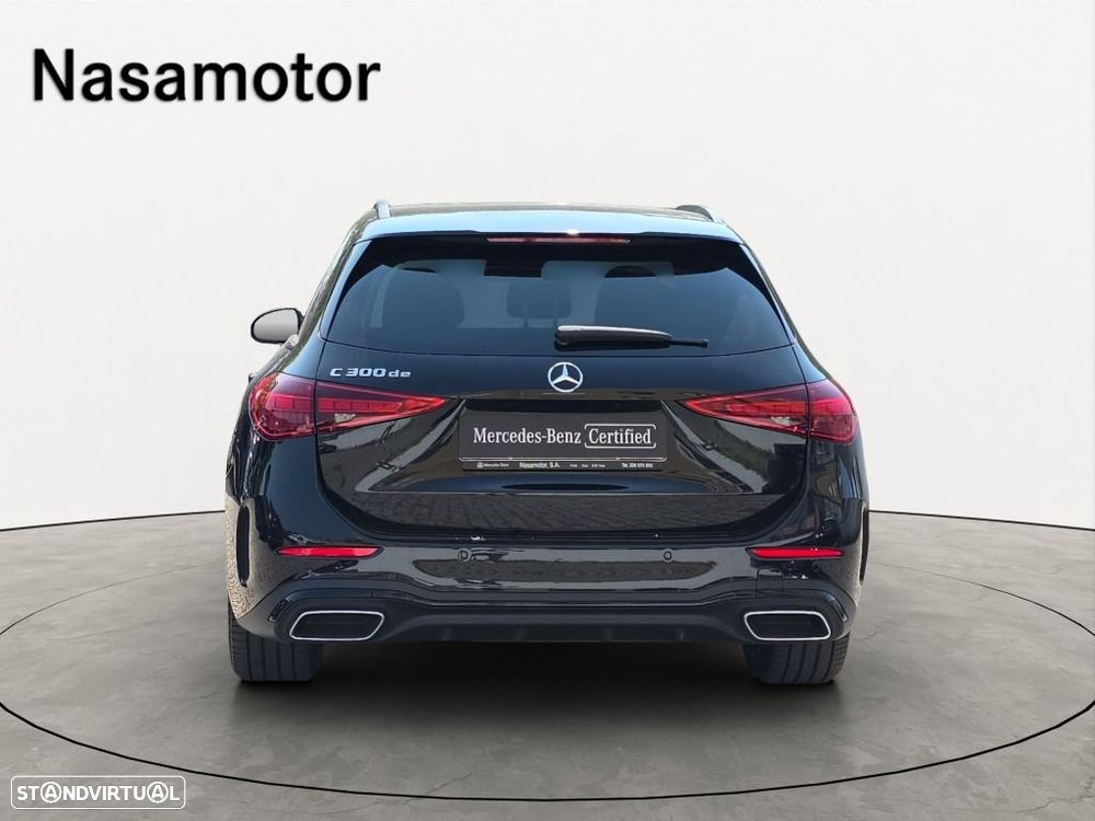 Mercedes-Benz C 300 de AMG Line - 4