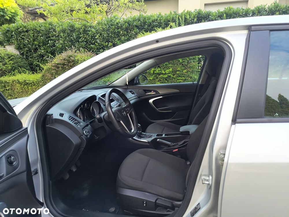 Opel Insignia - 19