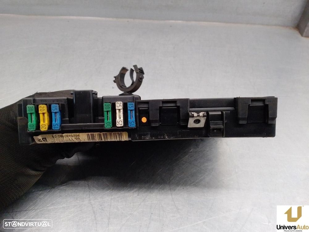 CAIXA RELÉS / FUSÍVEIS PEUGEOT 206 FASTBACK 2001 -9626460880 - 2