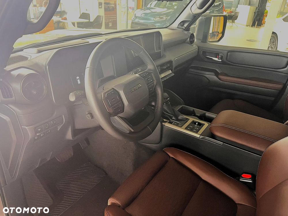 Toyota Land Cruiser LC 2.8 D-4D mHEV Executive - 10