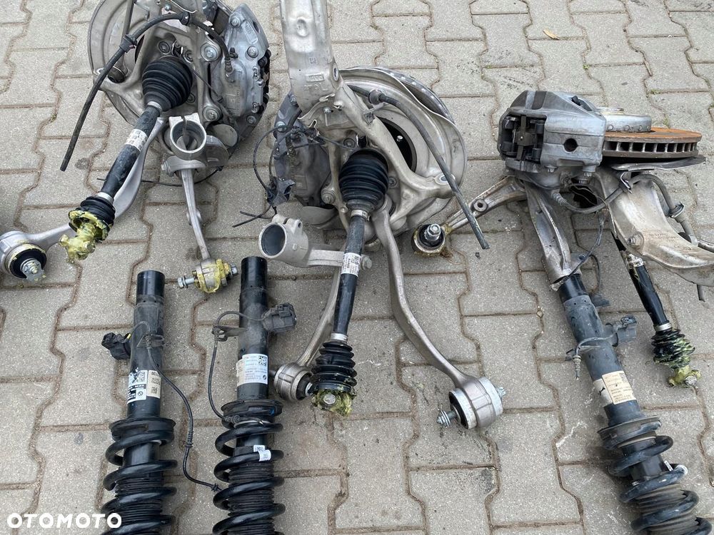 mcpherson zwrotnica lewa lub prawa bmw x6 g06 - 2