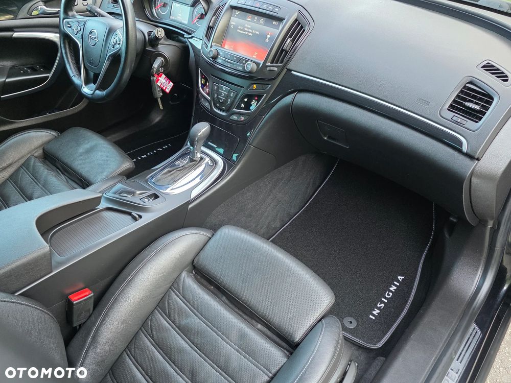 Opel Insignia 2.0 T Cosmo 4x4 - 19
