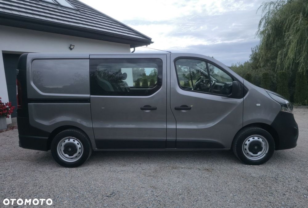 Opel Vivaro - 10