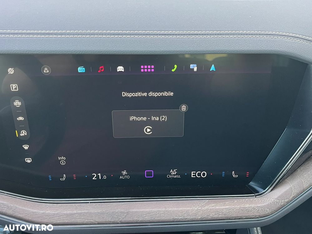 Volkswagen Touareg V6 TDI 4MOTION Elegance - 28