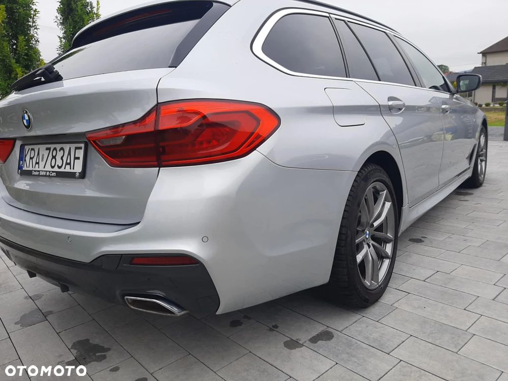 BMW Seria 5 520d Touring M Sport Edition - 14