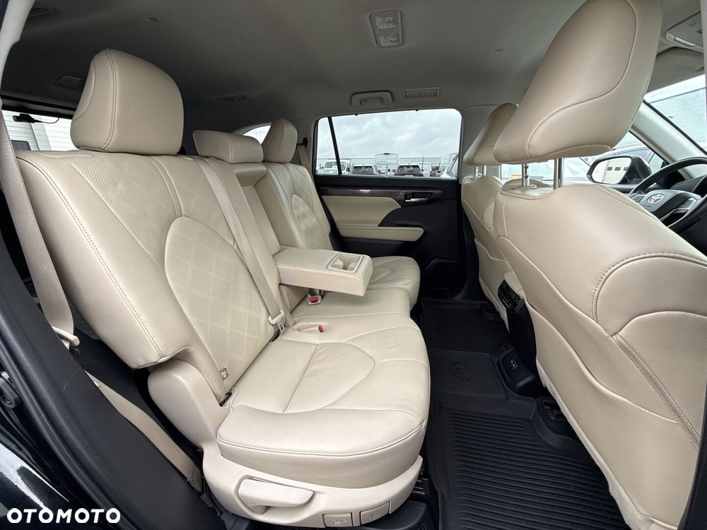 Toyota Highlander - 8