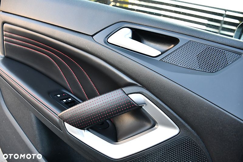 Peugeot 308 BlueHDi 180 EAT6 GT - 17