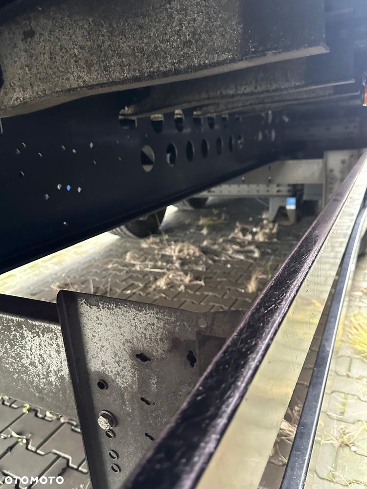 Schmitz Cargobull SCB S3T - 16