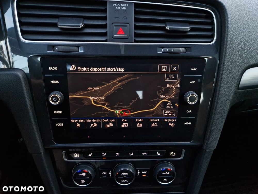 Volkswagen Golf - 17