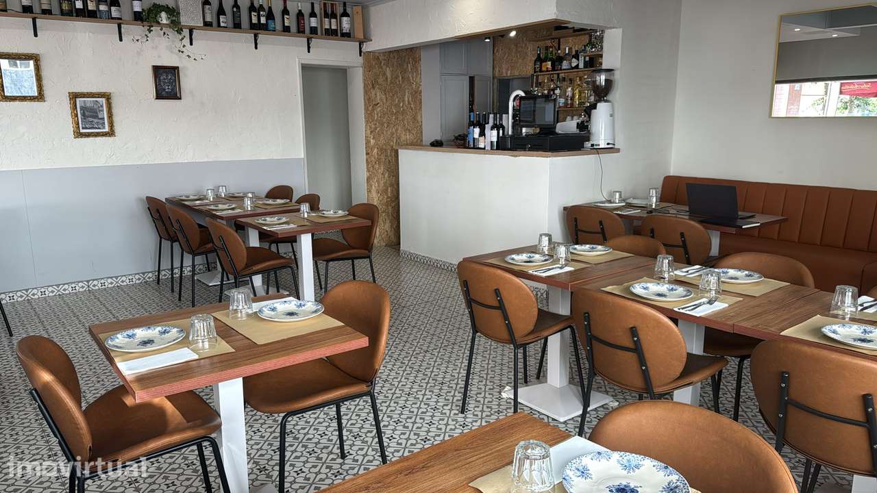 Trespasse restaurante a funcionar de cozinha portuguesa - Grande imagem: 5/10
