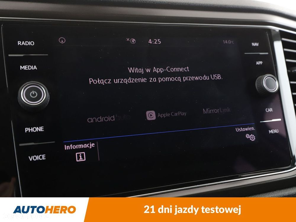 Volkswagen T-Roc 1.0 TSI Premium - 23