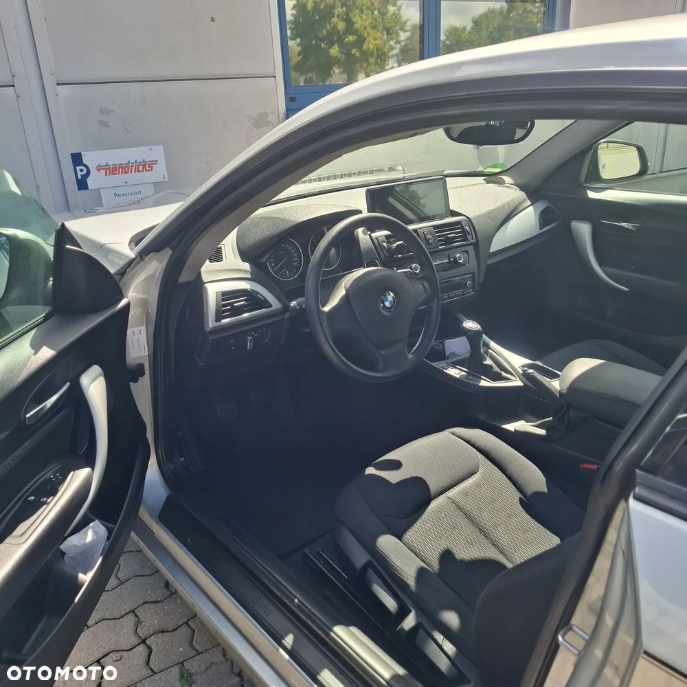 BMW Seria 1 116i - 3