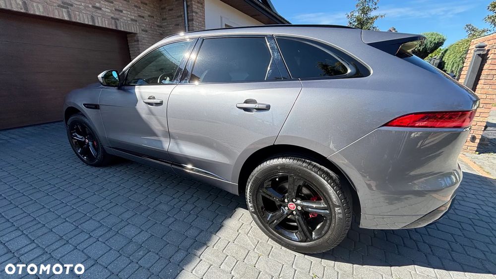 Jaguar F-Pace - 3