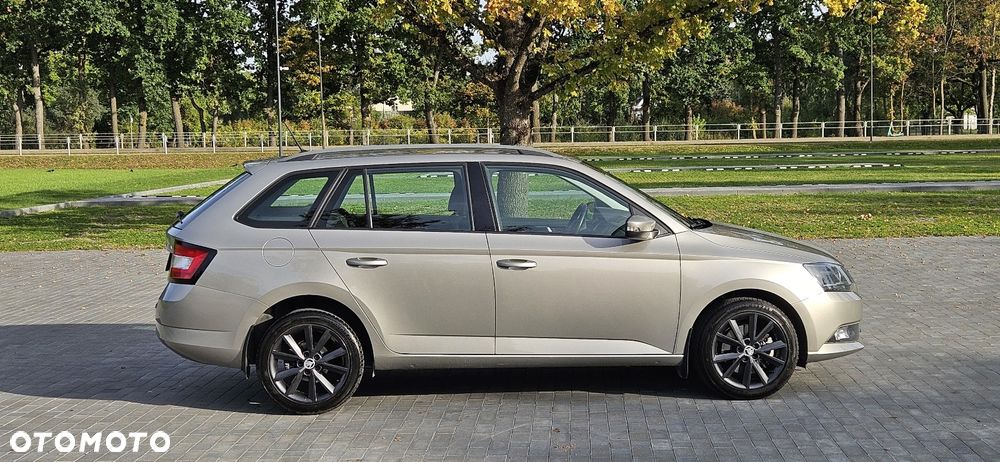 Skoda Fabia 1.2 TSI Drive DSG - 7