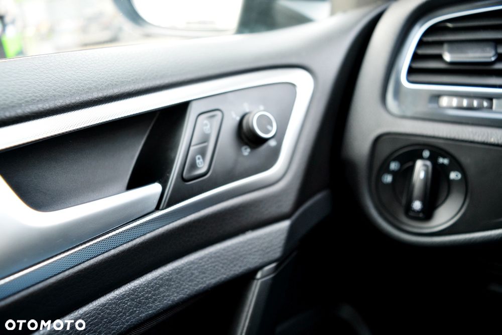 Volkswagen Golf 1.6 TDI SCR Trendline - 14