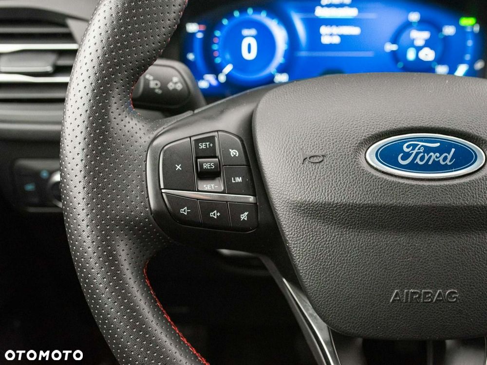 Ford Kuga - 13