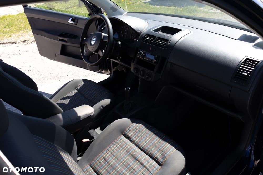 Volkswagen Polo - 14