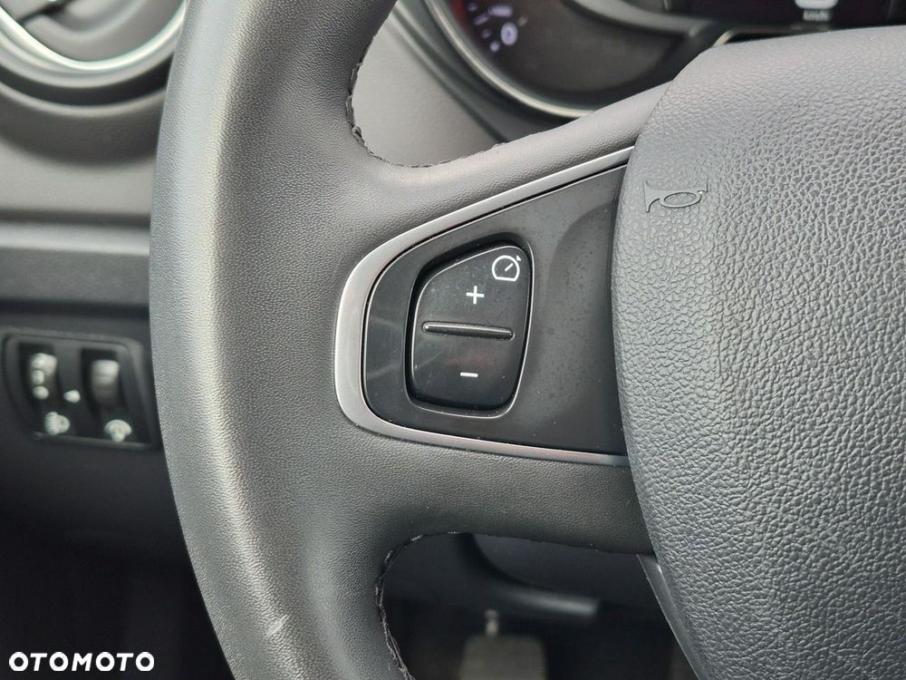Renault Captur - 27