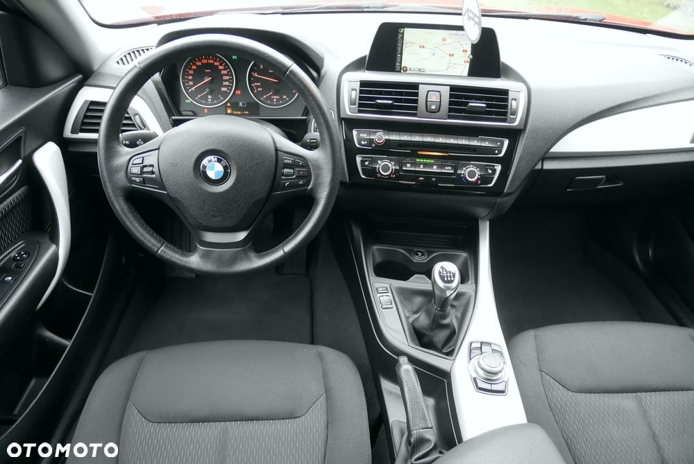 BMW Seria 1 116i Sport Line - 25
