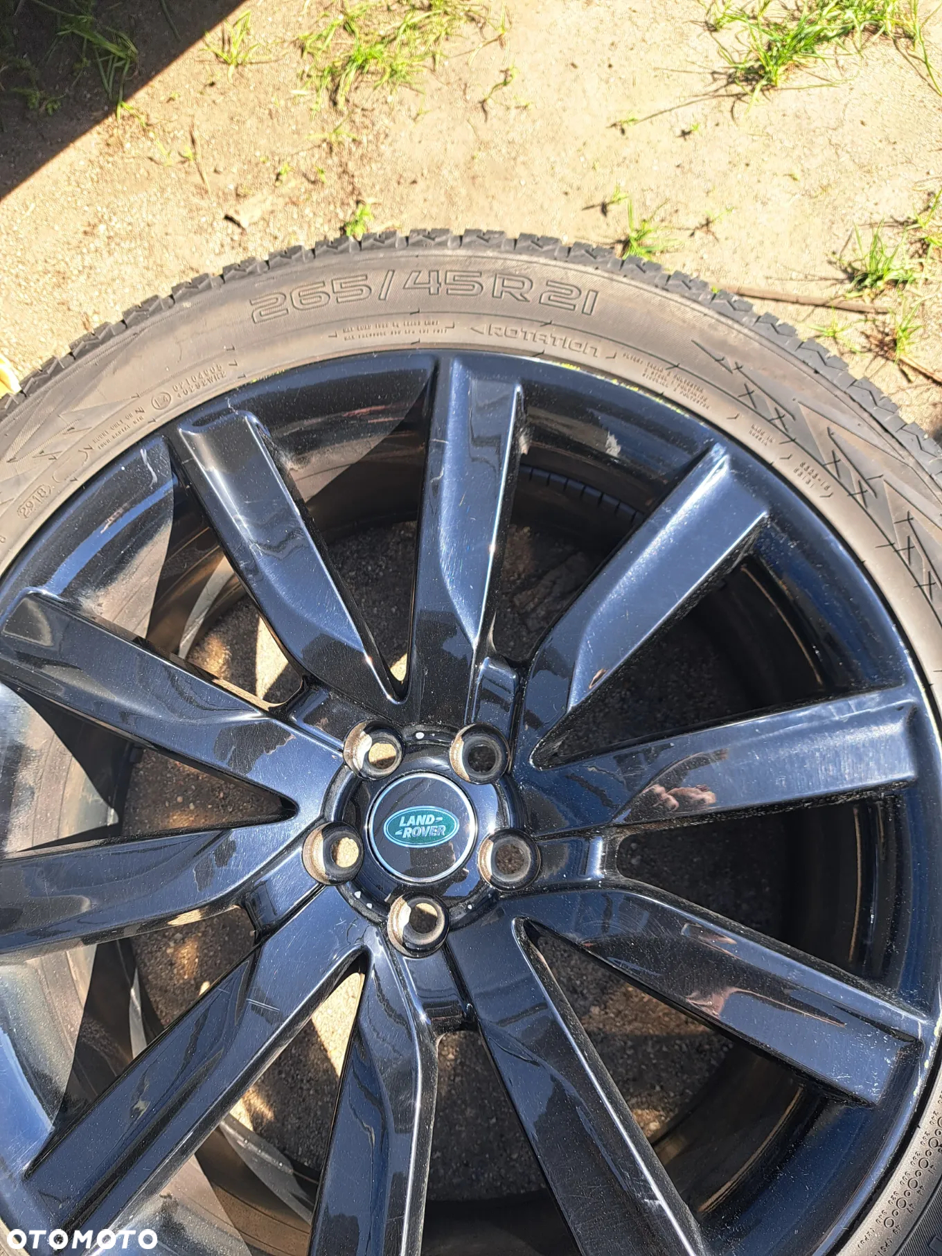 Felgi Aluminiowe Range Rover Velar L560 21 Cali J8A2-1007-LA 8.5Jx21CH ET 45 J8A2-1007-LA - 9
