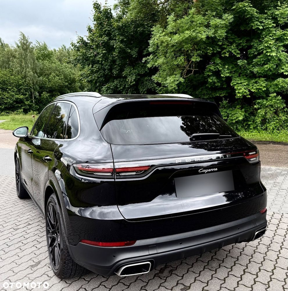 Porsche Cayenne - 5