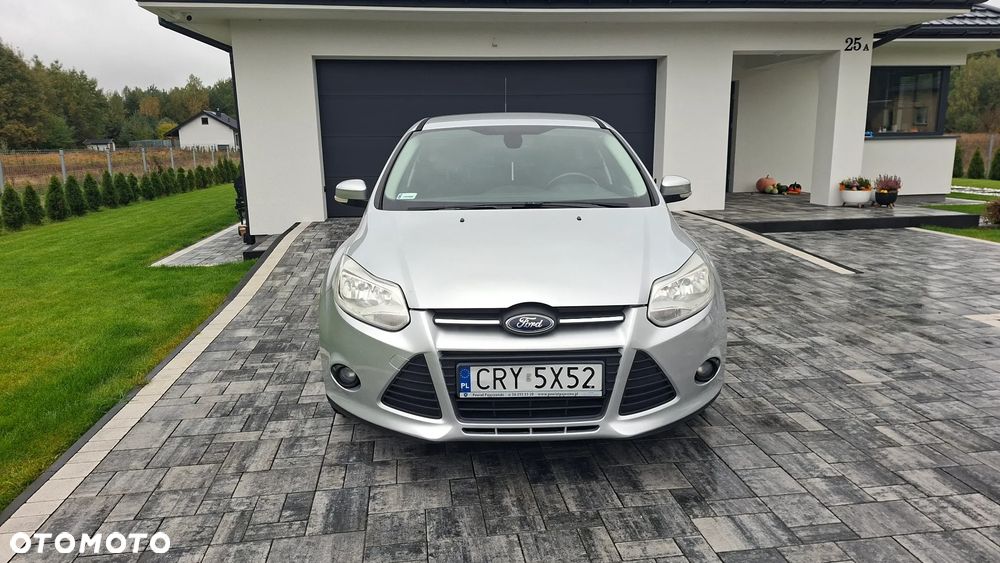 Ford Focus 1.6 Trend - 12