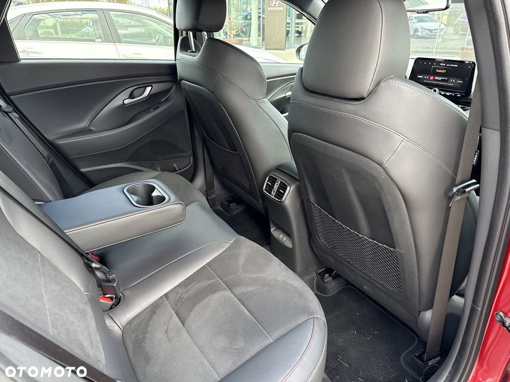Hyundai i30 1.5 T-GDI 48V-Hybrid DCT N-Line - 26