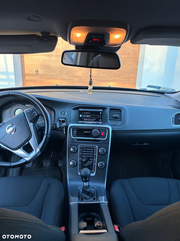 Volvo V60 D4 - 11