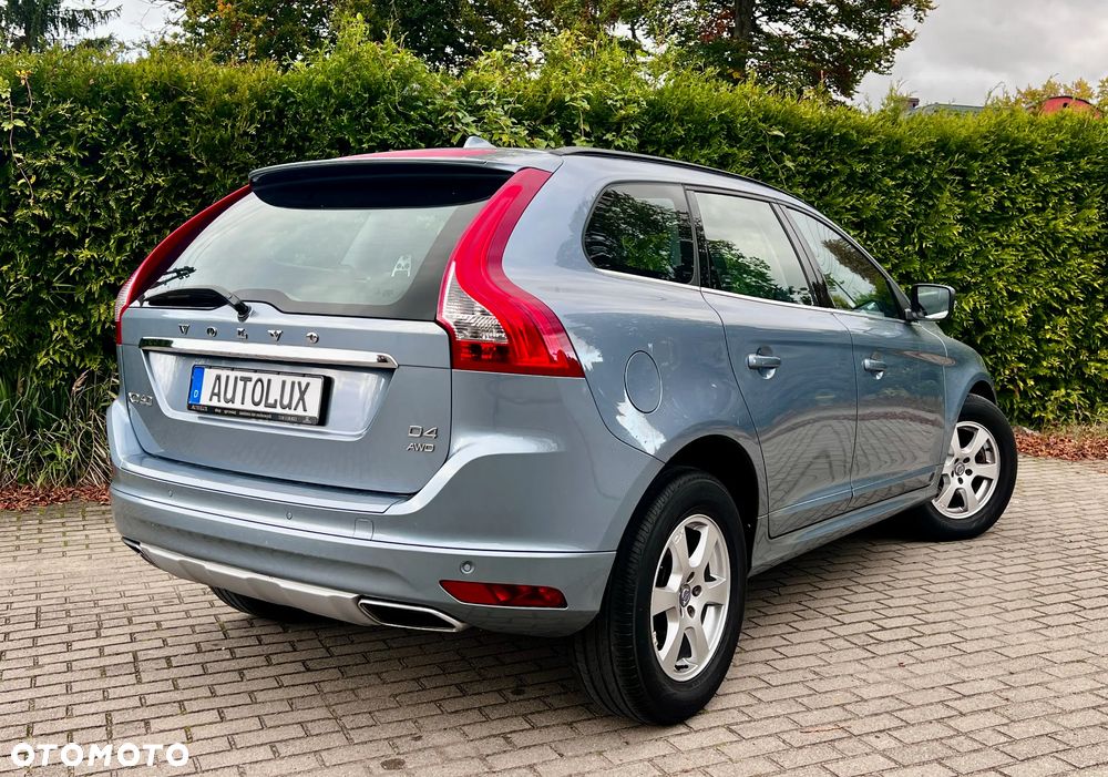 Volvo XC 60 D4 AWD Geartronic Summum - 8