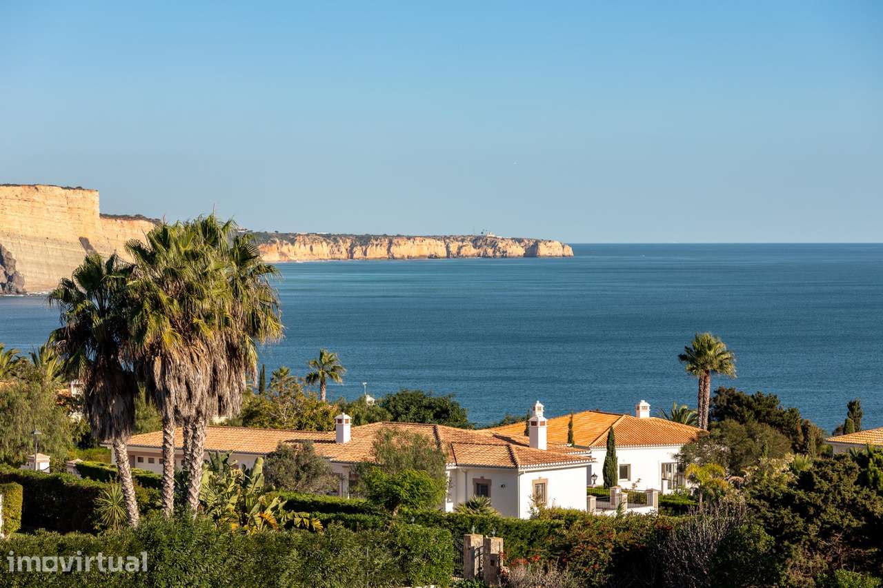 Lote Privilegiado com Vista Panorâmica Sobre o Mar - Grande imagem: 3/15