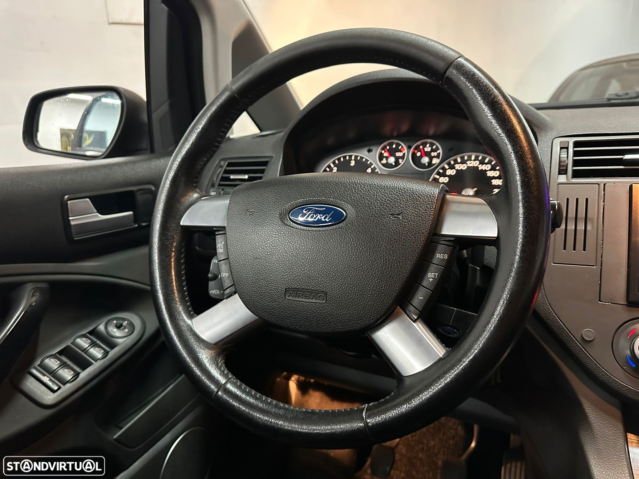 Ford C-Max 1.6 TDCi Titanium - 17