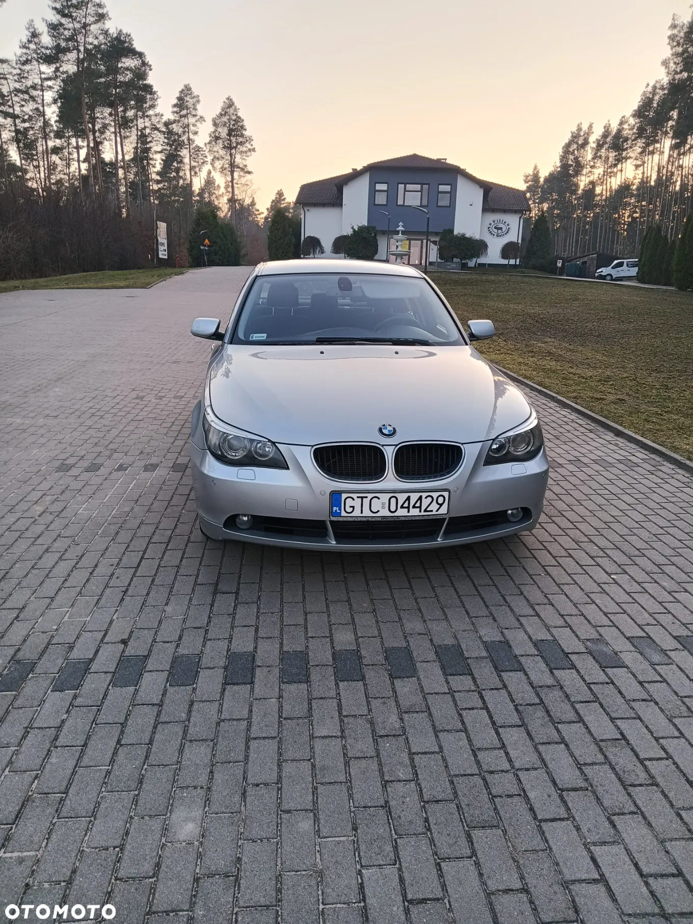 BMW Seria 5 520d - 5