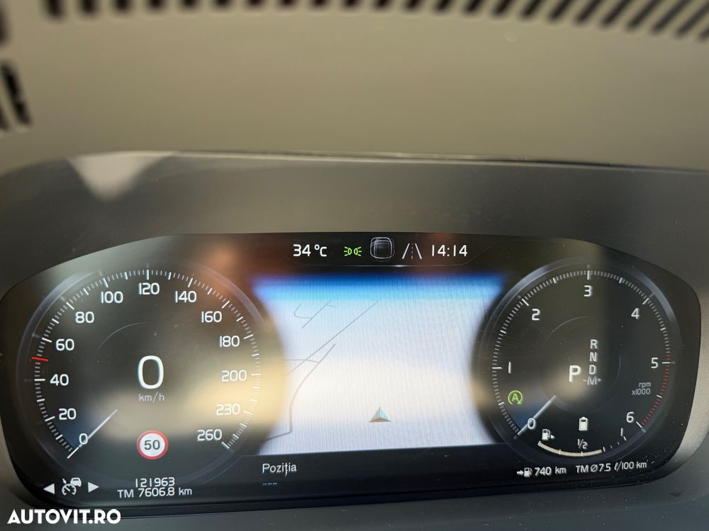 VOLVO XC60 2021 — imagine 12