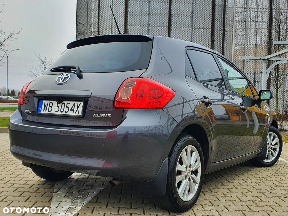 Toyota Auris 1.6 VVT-i Sol - 4