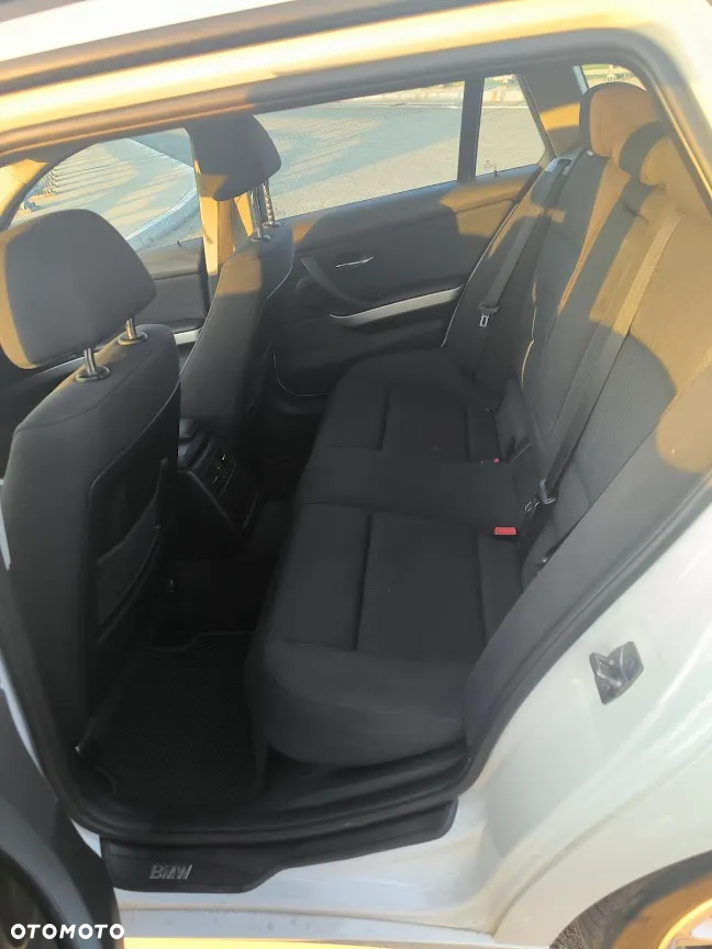 BMW Seria 3 320d xDrive DPF Touring Edition Fleet Sport - 5